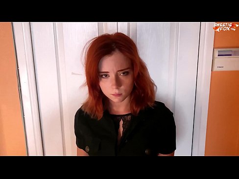 ❤️ Gwardja tas-Sigurtà Ikkastigat lil Pretty Woman għal Serq ta' Ħanut - Cum F'Ħalq ❤️ Porno fb fil-porn mt.sexygirlspics.ru ❌️